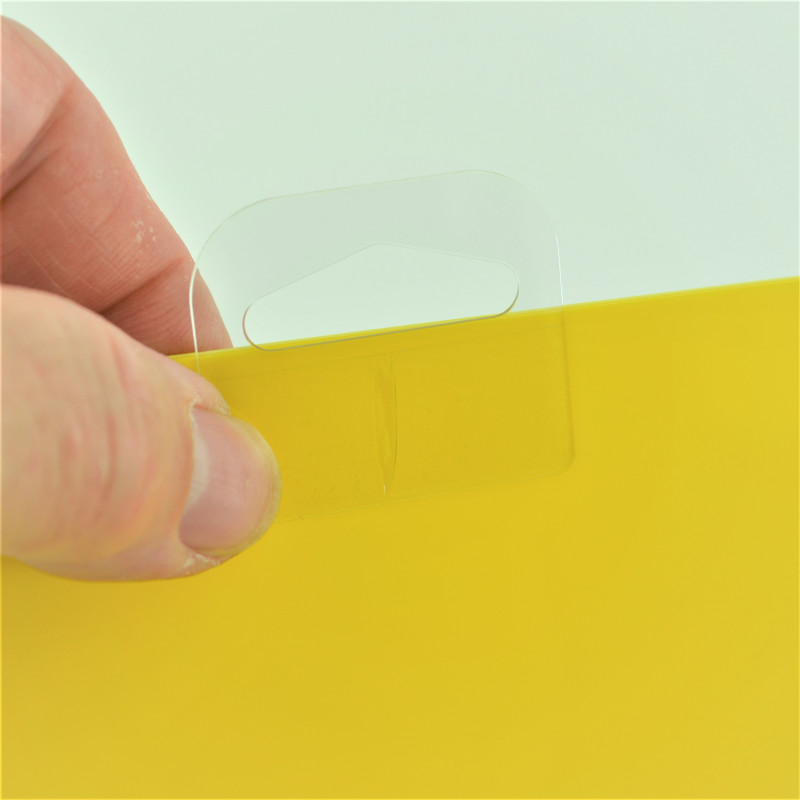Attaches adhésives blister trou européen, carton, 43 x 41 mm, blanc  (rouleau de 500)